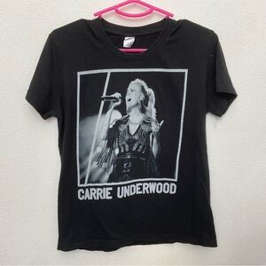 Carrie Underwood Black, White Concert Singing Graphic Short Sleeve Tee Size L